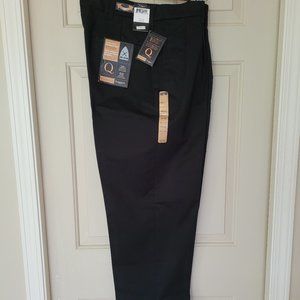 Men's Haggar Black Khaki Pants
